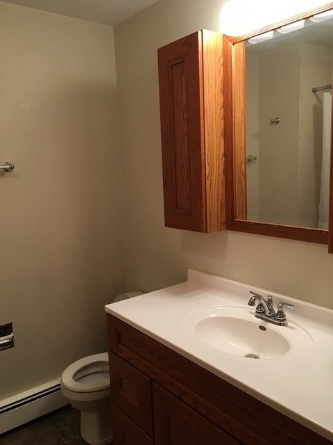 Building Photo - 718 S East St