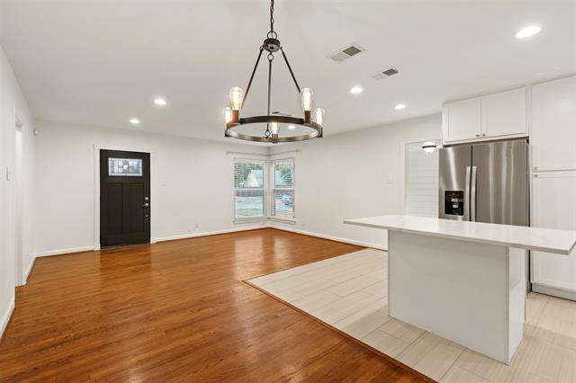 Building Photo - 8732 Glencrest Ln