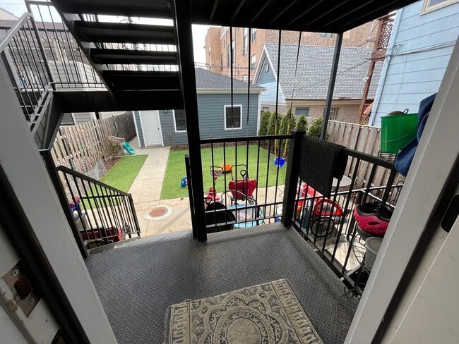 Building Photo - 3909 N Seeley Ave