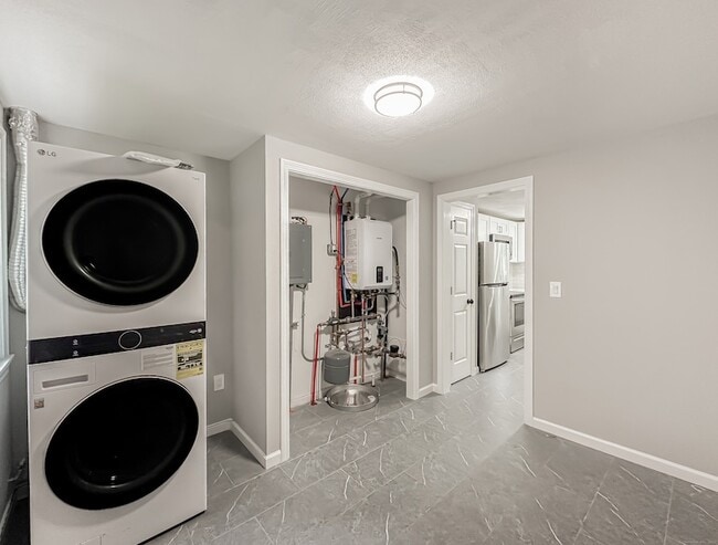 Building Photo - 85 Cold Spring Cir