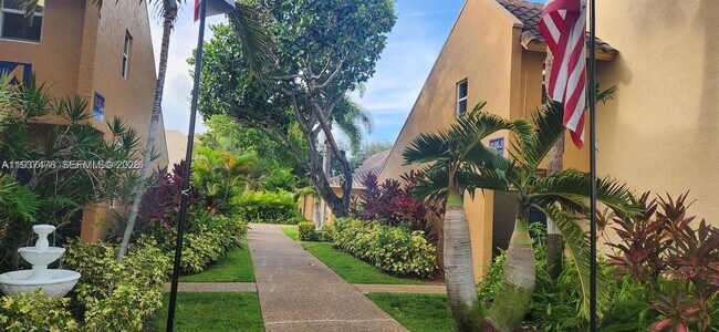 Building Photo - 959 SE 2nd Ave