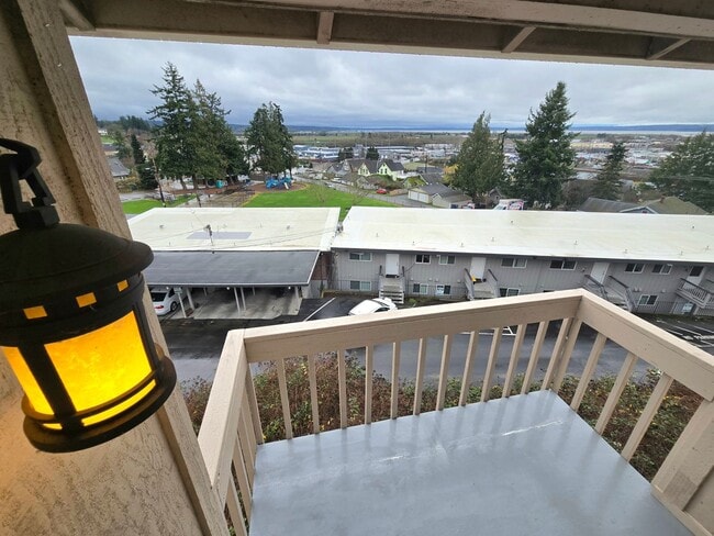 Building Photo - 2 Bedroom 2 Bath Home in Stanwood!