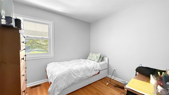 Building Photo - 15 Whitehill Pl