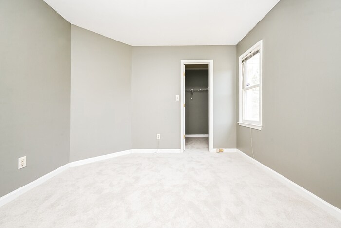 Building Photo - 11492 Summer Creek Dr