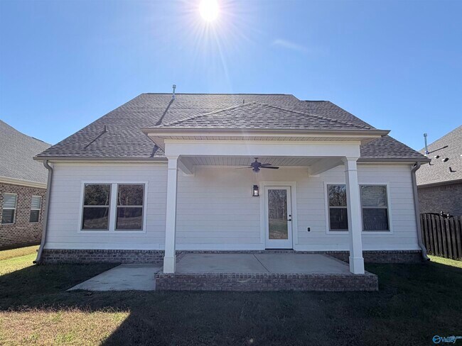 Building Photo - 2110 Sevenbark Br SW