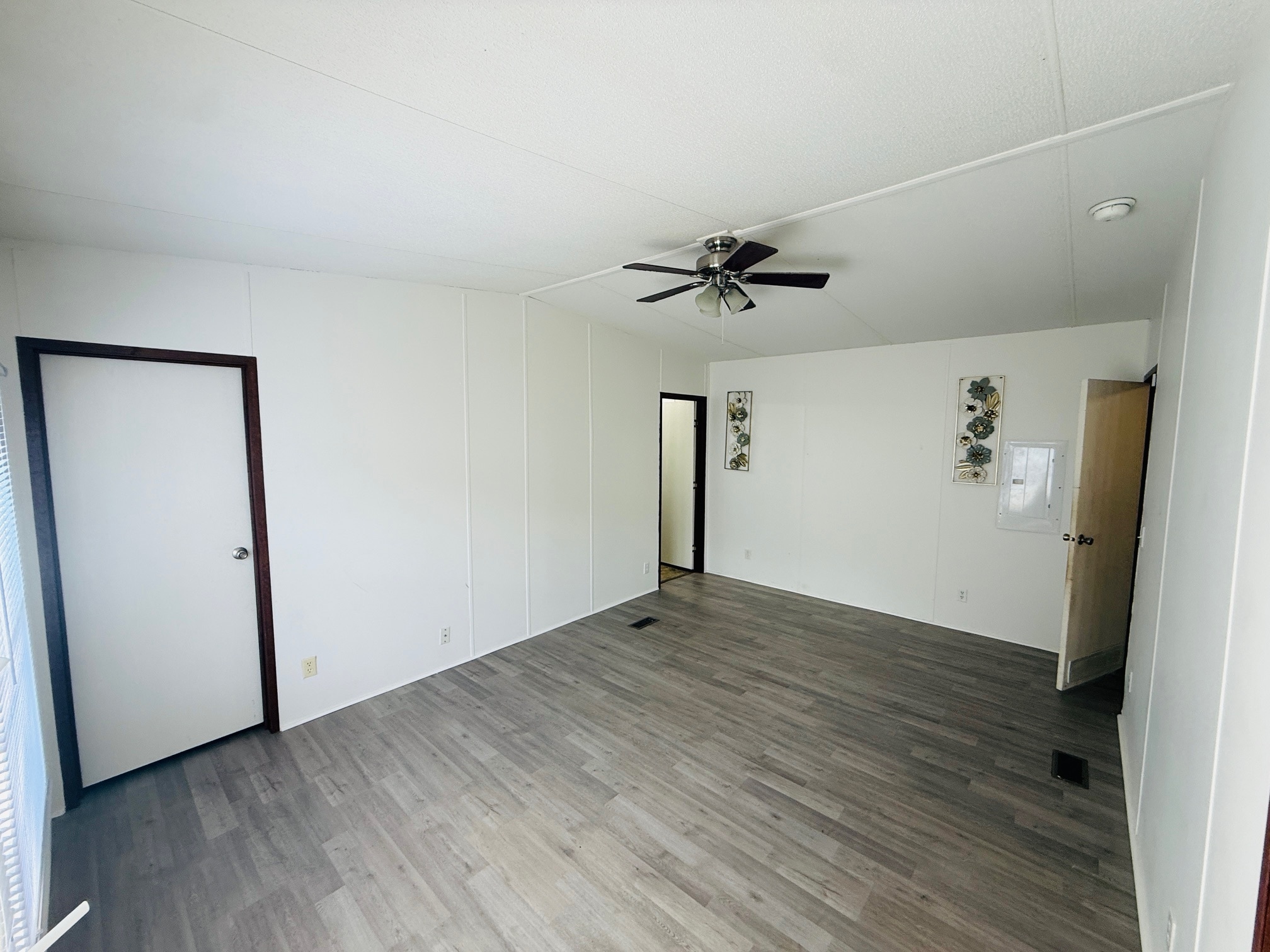 Master Bedroom - 226 Blanco Dr