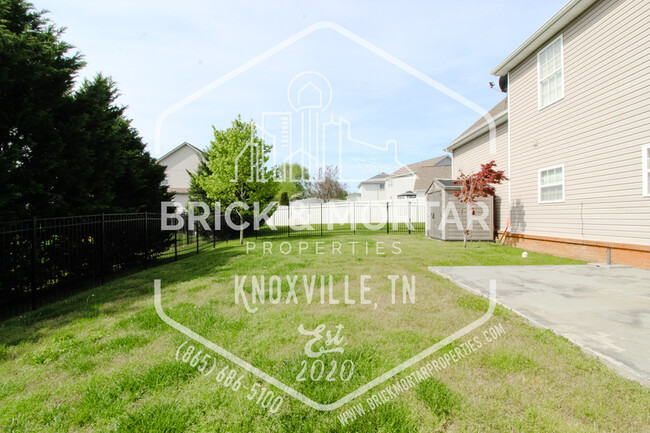 Building Photo - 7506 Willowcreek Pointe Ln