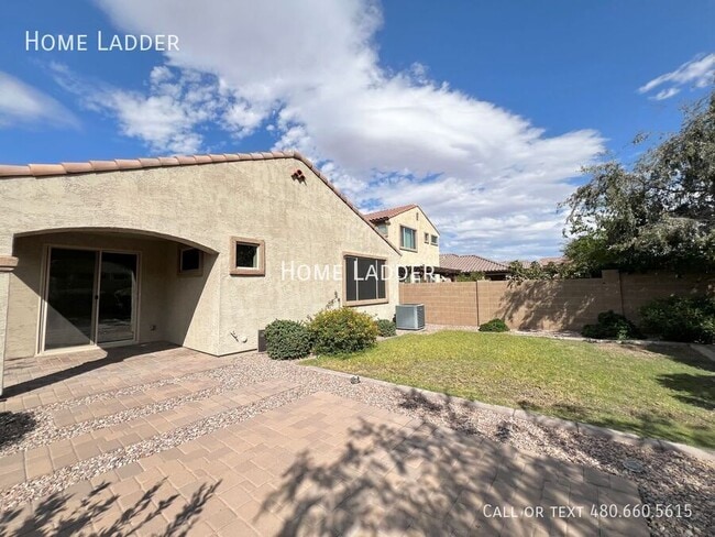 Building Photo - 3687 E Rakestraw Ln
