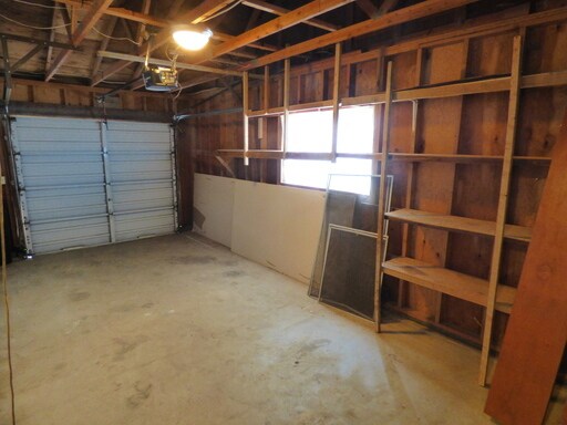 Building Photo - AVAILABLE NOW! Charming West Seattle Home featuring a garage, spacious deck, and wood-burning fir...