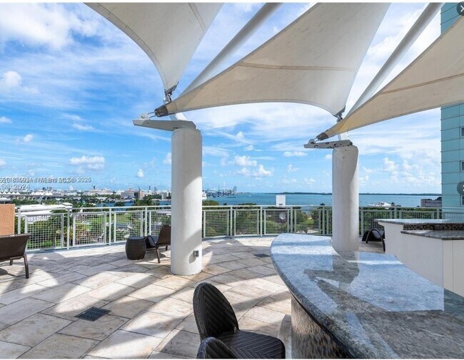 Building Photo - 244 Biscayne Blvd