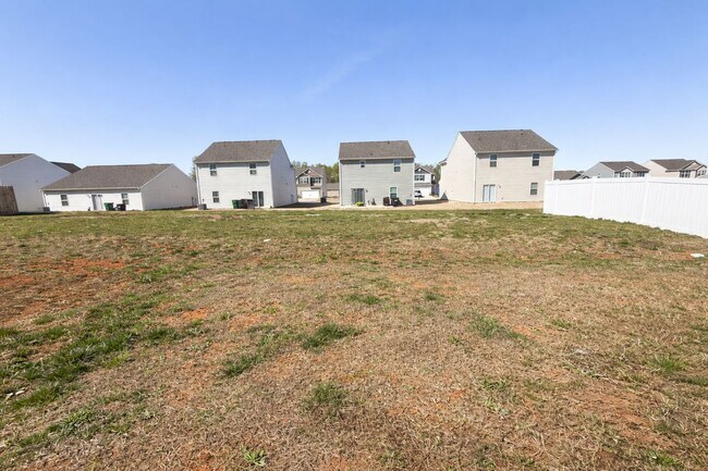 Building Photo - 1408 Nia Rd