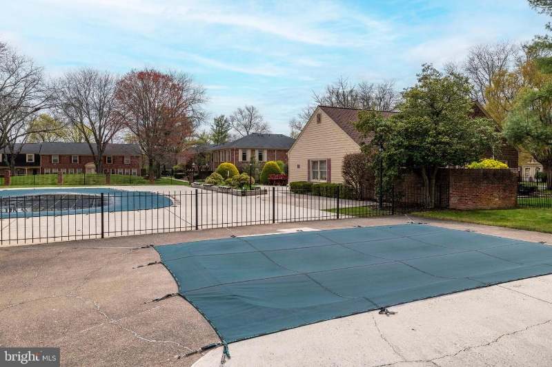 Building Photo - 442 Old Penllyn Pike