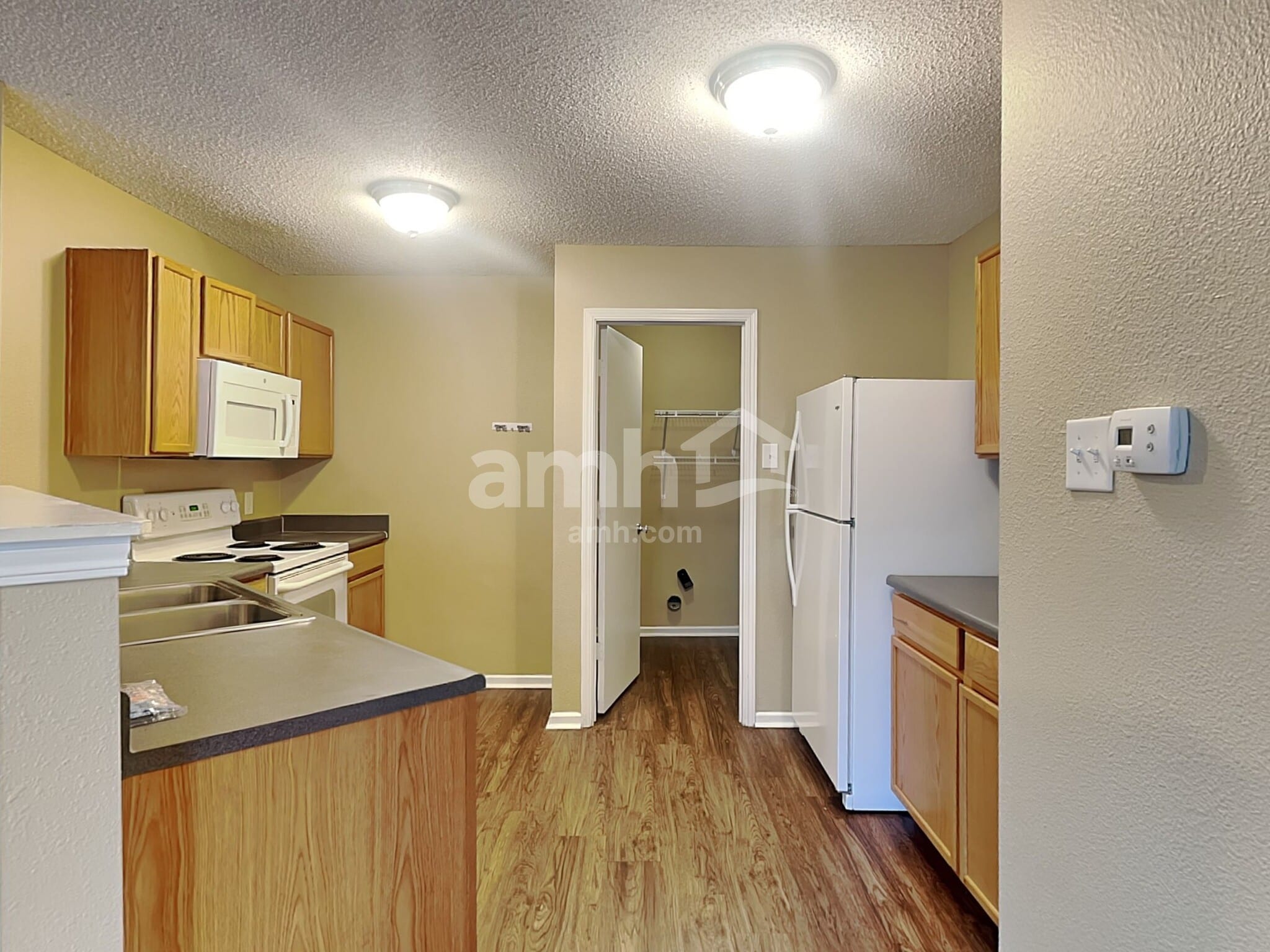 Building Photo - 14397 Cuppola Dr