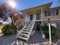 Building Photo - 154 E 100 N