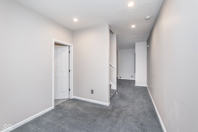 Building Photo - 14175 Charity Chase Cir