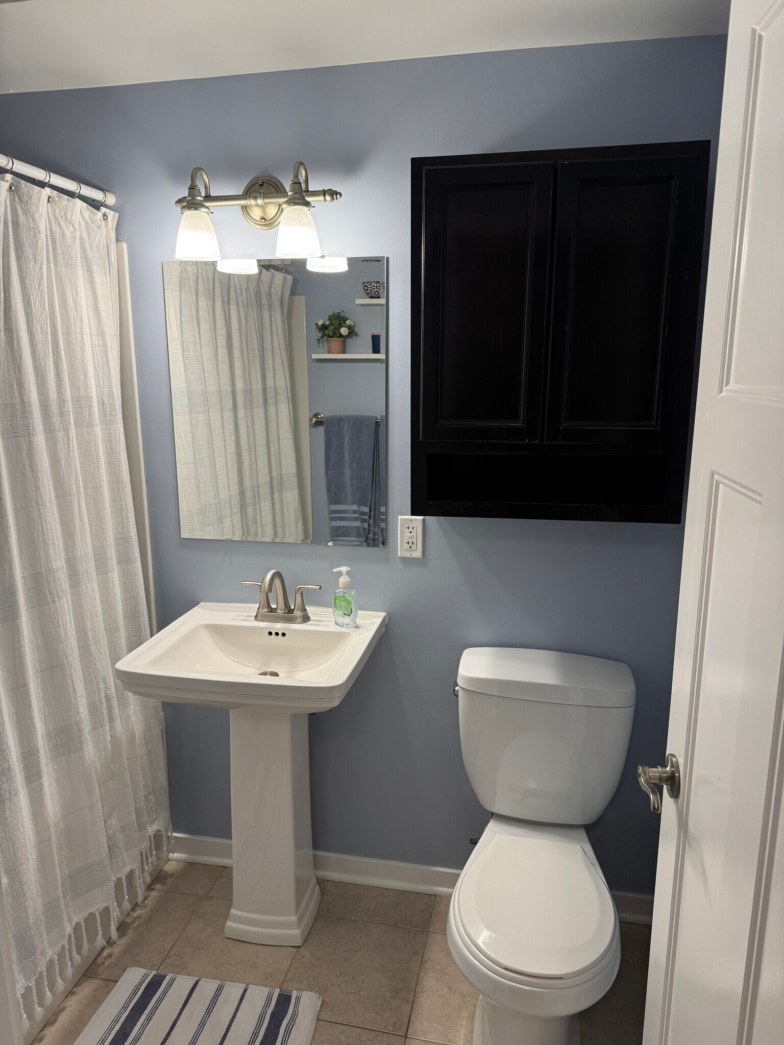 Building Photo - 47 Lafayette Ave NE