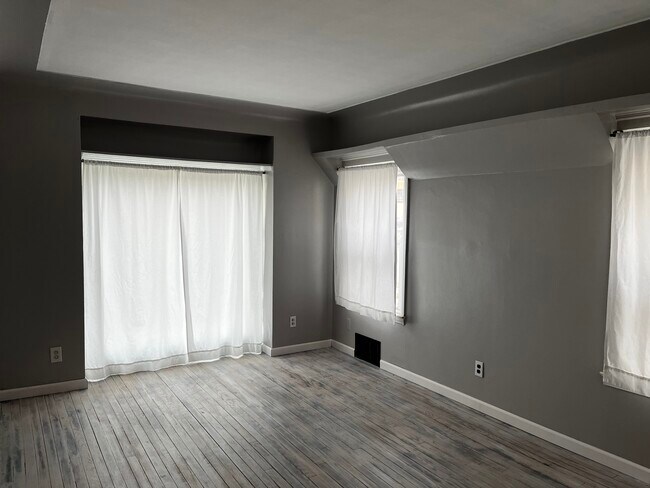 Building Photo - 22824 Mac Arthur Blvd