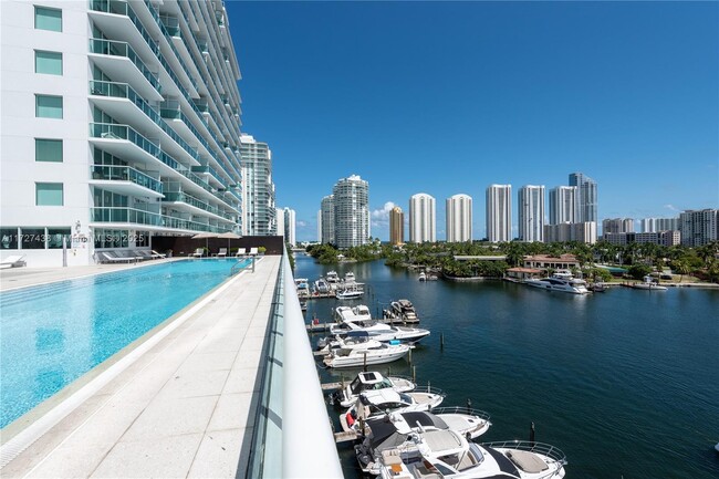 Building Photo - 400 Sunny Isles Blvd