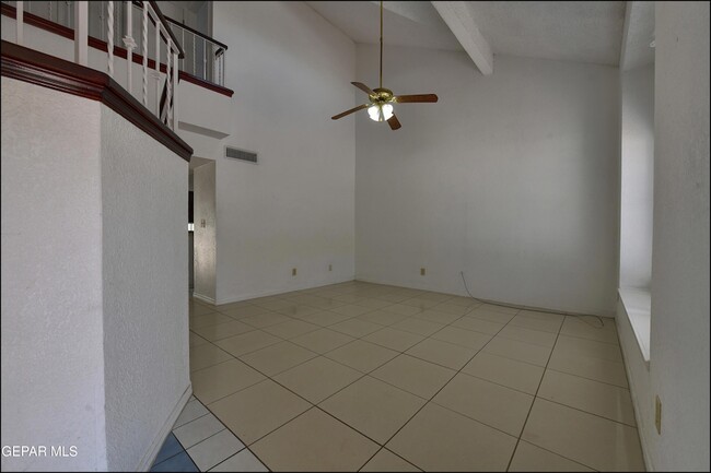 Building Photo - 695 Bluff Canyon Cir