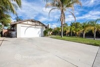 Building Photo - 19086 Reindeer Dr