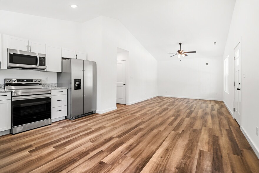 Building Photo - 212 Avenue C