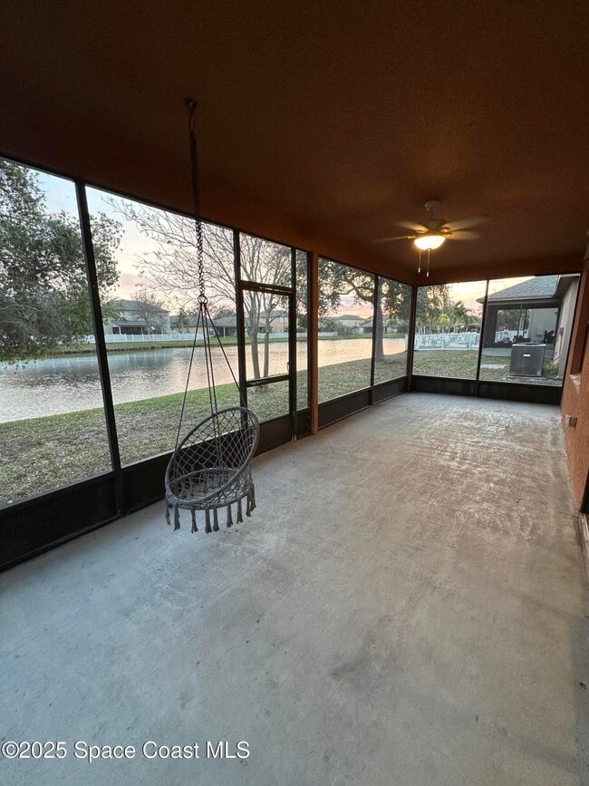 Building Photo - 2823 Glenridge Cir