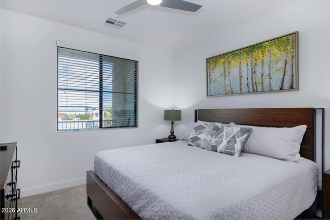 Building Photo - 2511 W Queen Creek Rd