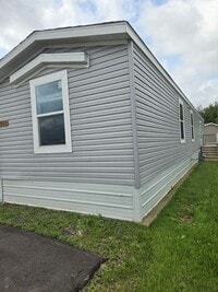 Building Photo - 4905 Michigan Dr