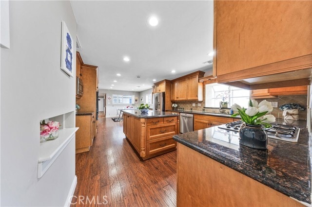 Building Photo - 927 Montecito Dr