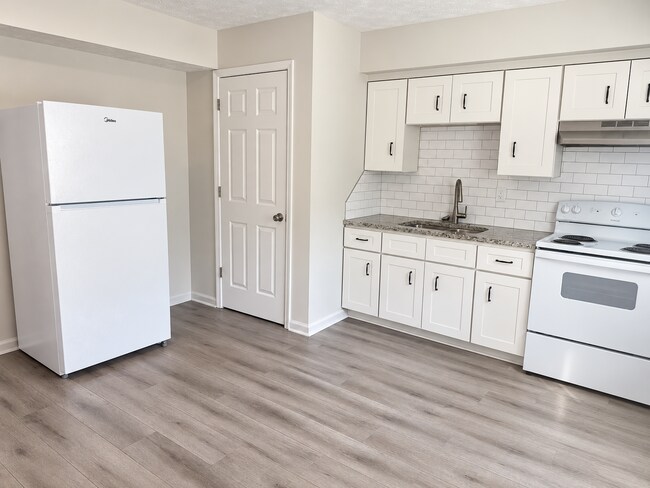Building Photo - Wynnton Crossing Apartments