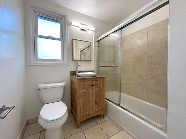 Building Photo - Charming Menlo Park Home in Picturesque Ne...