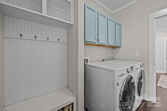 Building Photo - 4020 Willow Green Pl