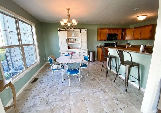 Building Photo - 3488 Horse Creek Dr