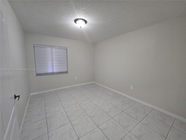 Building Photo - 14659 SW 126th Pl