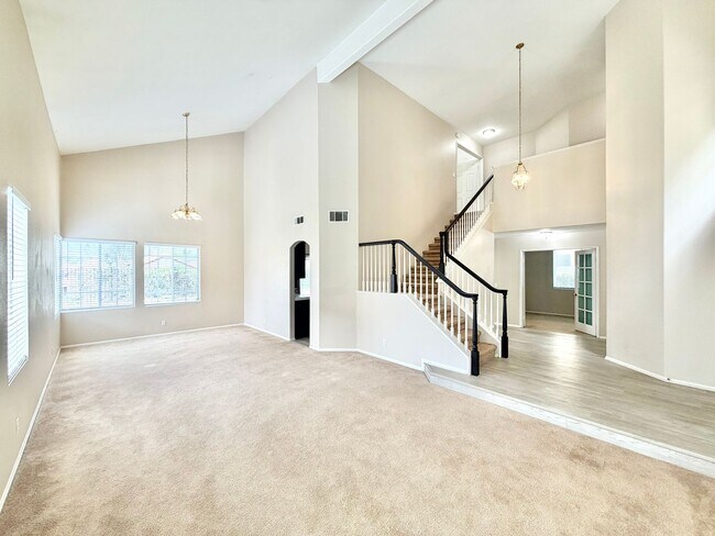 Building Photo - Spacious Rancho Highlands Home | 3 Bed + Den + Bonus Room & 3-Car Garage