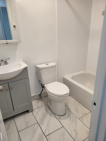 Building Photo - 3936 Trescott Ct