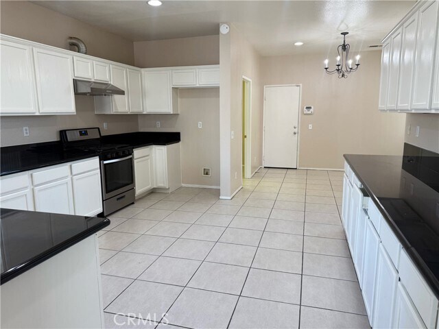 Building Photo - 6569 Gladiola St