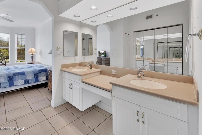 Building Photo - 4623 Rivers Edge Village Ln