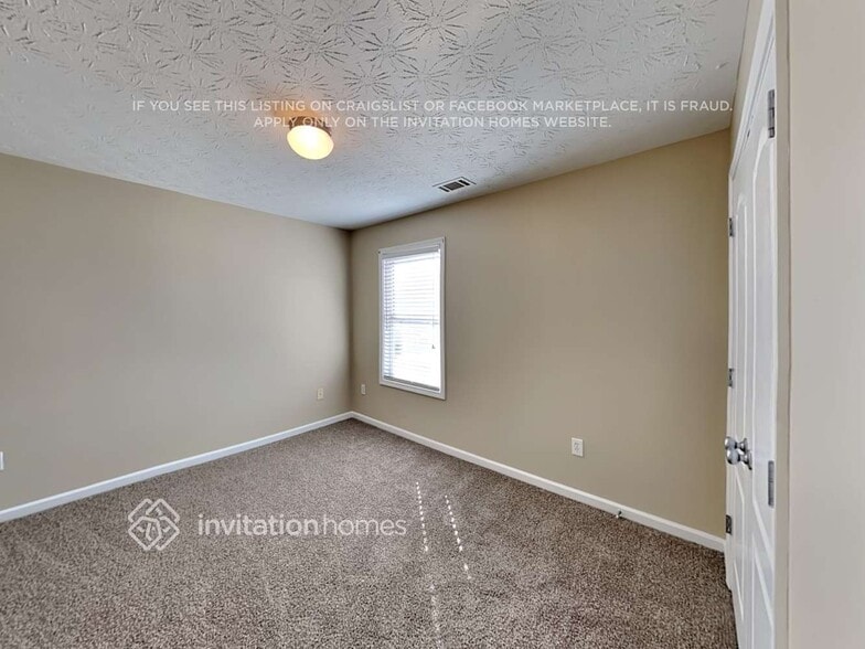 Building Photo - 7063 Skippingstone Way