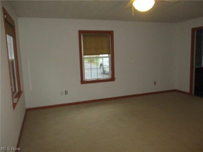 Building Photo - 17084 Sunset Dr