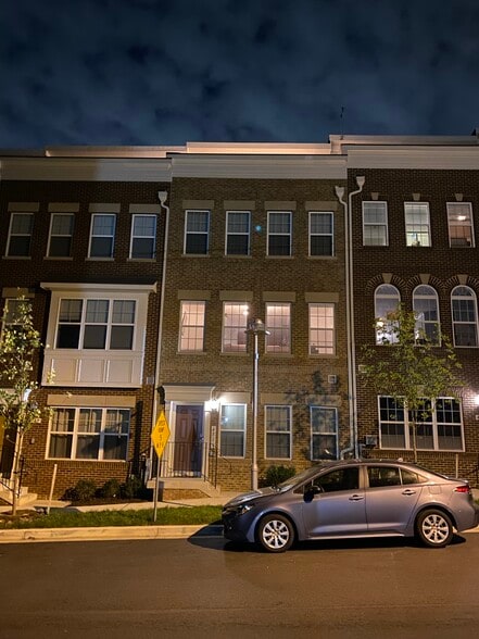 Building Photo - 4725 Cherokee St