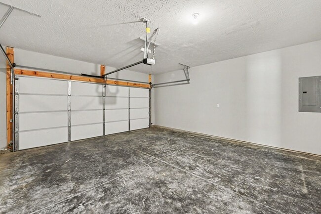 Building Photo - 157 Southwind Blvd