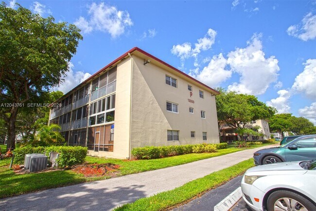 Building Photo - 13350 SW 1st St