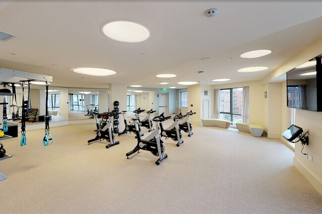 Building Photo - 1 Canal St