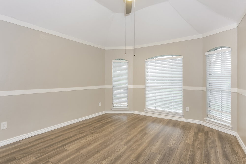 Building Photo - 113 Dennis Dr