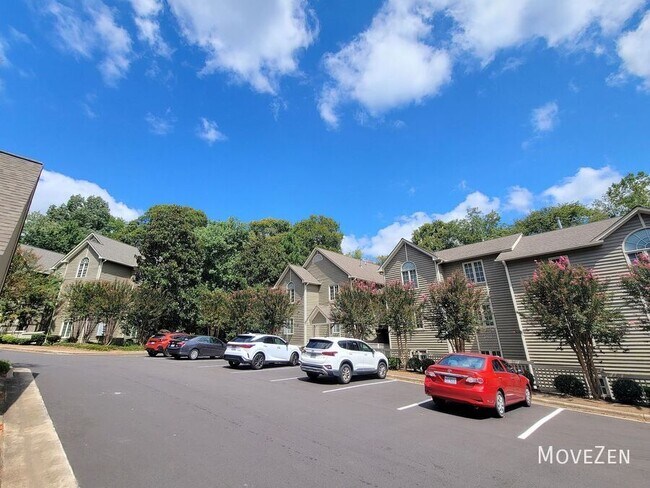 Building Photo - 313 Glen Echo Ln