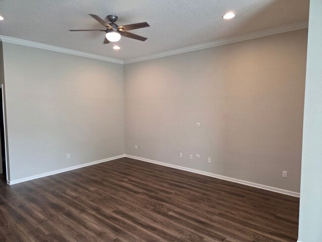 Building Photo - Oakleaf Rental Property