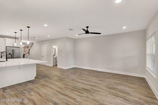 Building Photo - 8859 AMALFI Ct