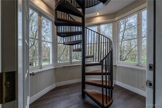 Building Photo - 117 Bidwell Pkwy