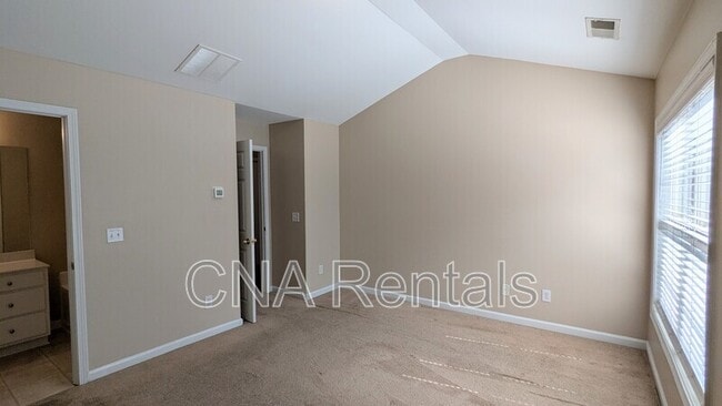 Building Photo - 1747 Oak Brook Ln NW